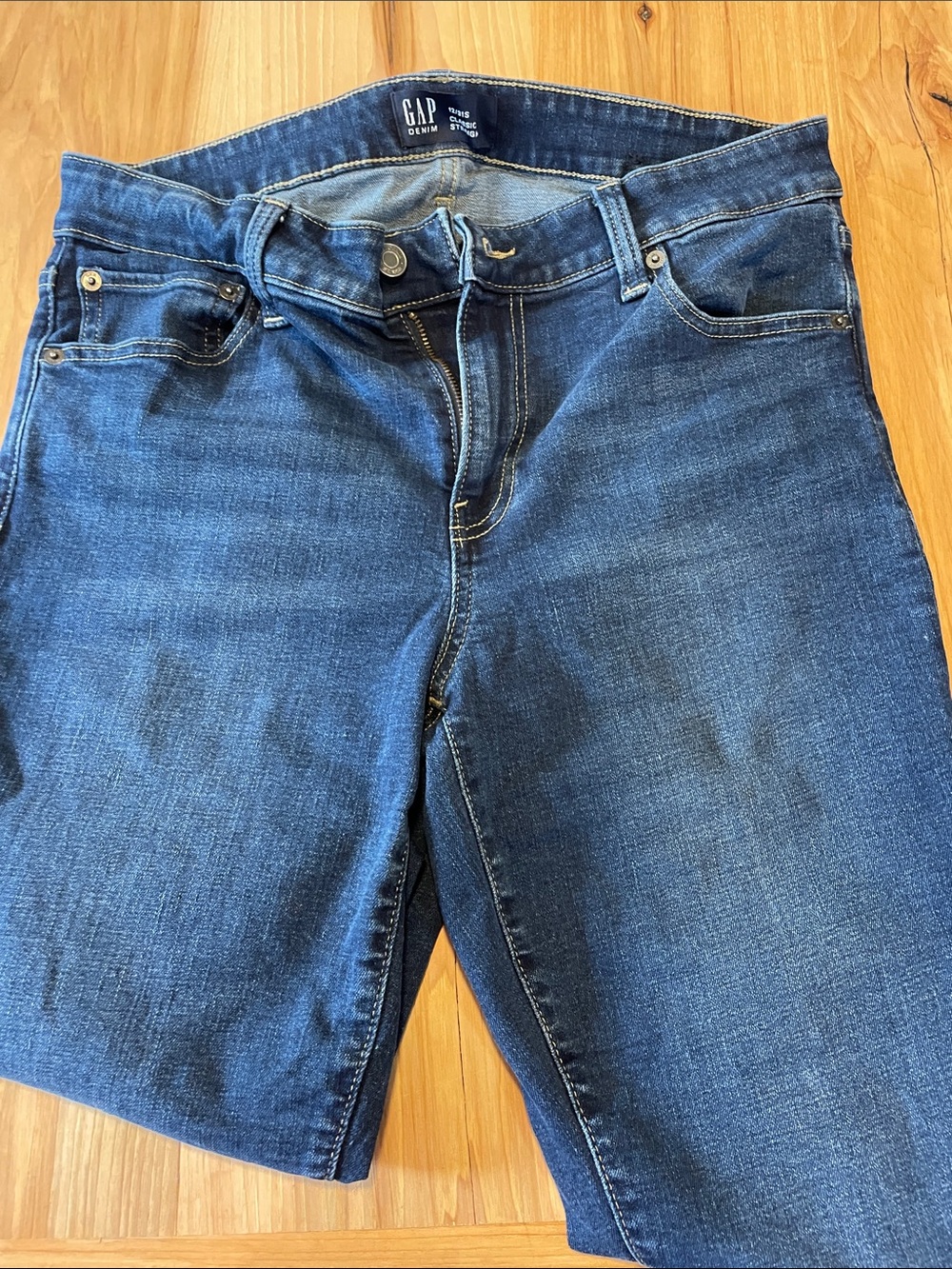 GAP Women’s Blue Straight Leg Jeans